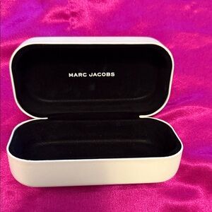 Marc Jacobs White and Black sunglasses Eyewear Case